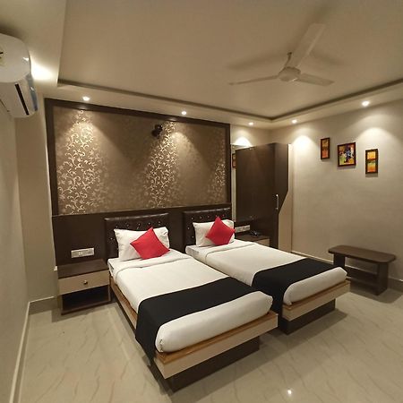 Hotel The Ganga Residency à Barh Extérieur photo