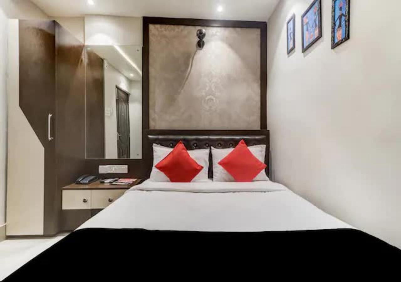 Hotel The Ganga Residency à Barh Extérieur photo